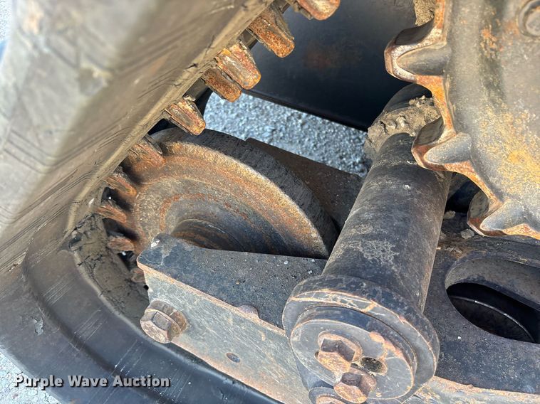 image for item ND9766 2022 Bobcat T870 tracked skid steer loader