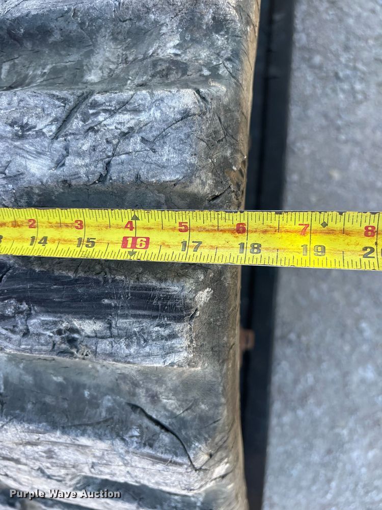 image for item ND9766 2022 Bobcat T870 tracked skid steer loader