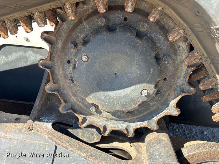 image for item ND9766 2022 Bobcat T870 tracked skid steer loader