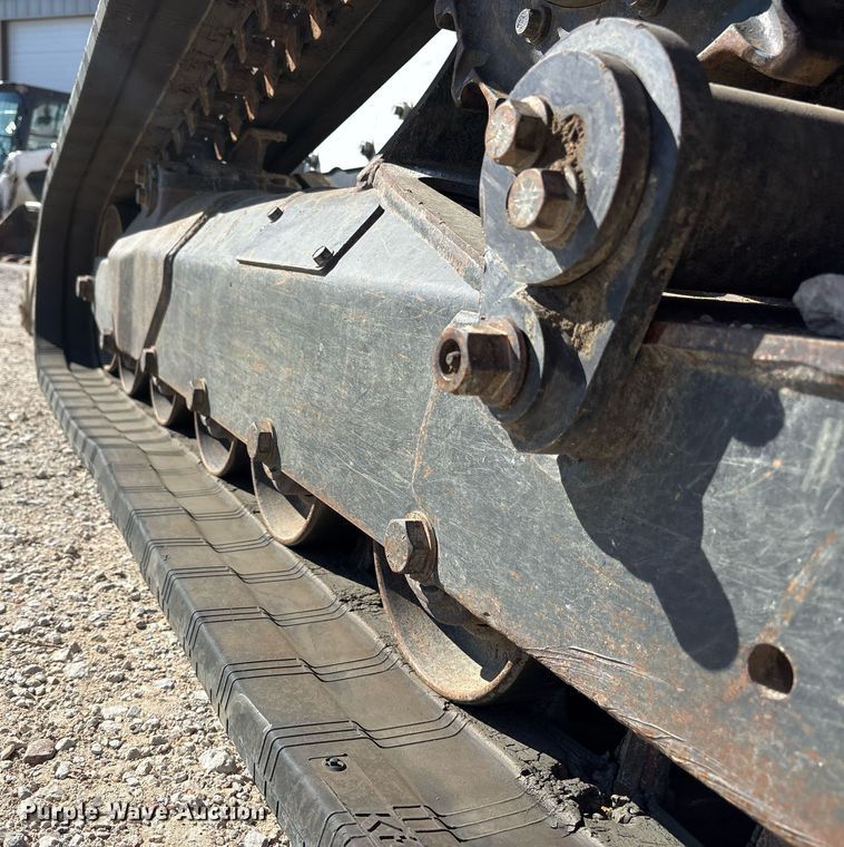 image for item ND9766 2022 Bobcat T870 tracked skid steer loader