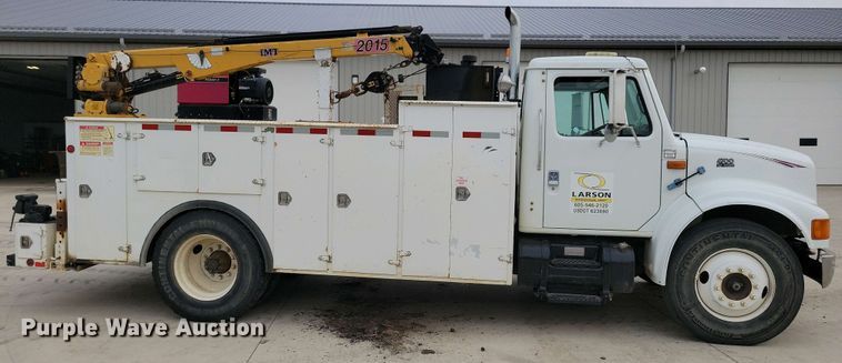 image for item NV9774 2000 International 4700 utility / service truck