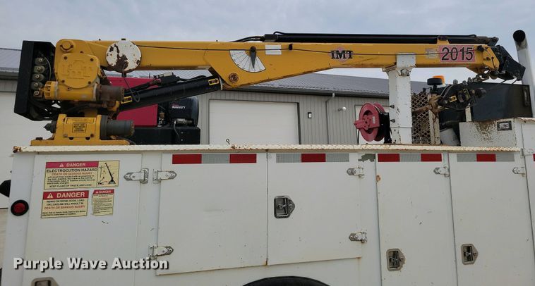 image for item NV9774 2000 International 4700 utility / service truck