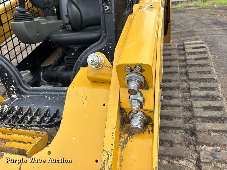 image for item OB9684 2021 Caterpillar  289D3 tracked skid steer loader