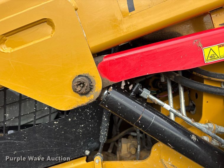 image for item OB9684 2021 Caterpillar  289D3 tracked skid steer loader