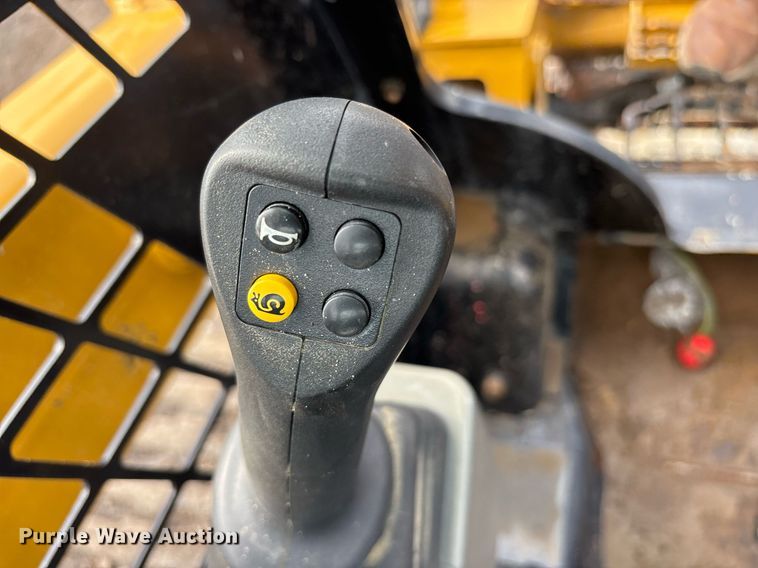 image for item OB9684 2021 Caterpillar  289D3 tracked skid steer loader