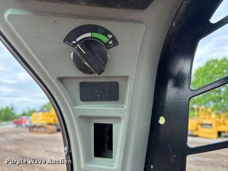 image for item OB9684 2021 Caterpillar  289D3 tracked skid steer loader