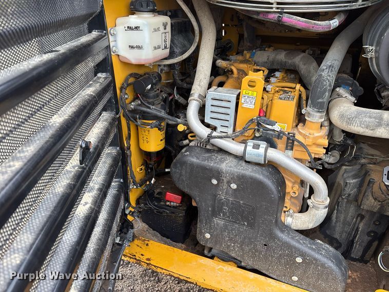 image for item OB9684 2021 Caterpillar  289D3 tracked skid steer loader