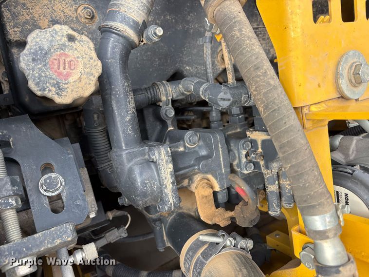 image for item OB9685 2016 Komatsu PC240LC-11 excavator