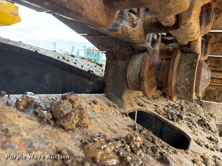 image for item OB9685 2016 Komatsu PC240LC-11 excavator