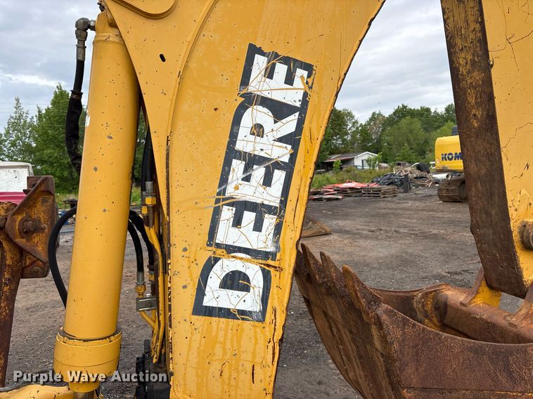 image for item OB9686 2003 John Deere 310SG backhoe