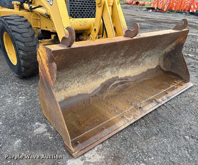 image for item OB9686 2003 John Deere 310SG backhoe