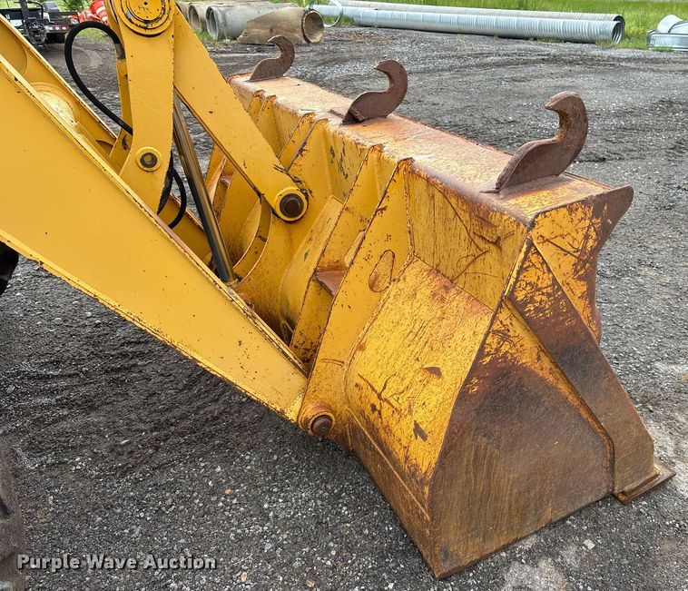 image for item OB9686 2003 John Deere 310SG backhoe
