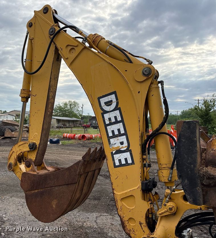 image for item OB9686 2003 John Deere 310SG backhoe