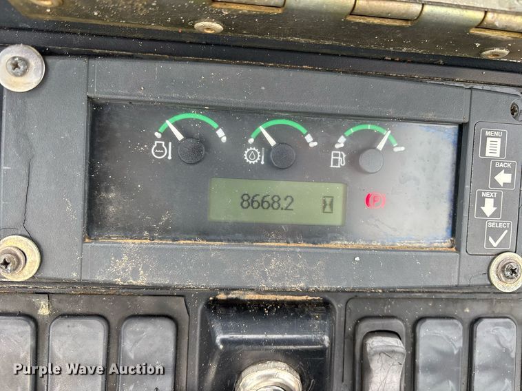 image for item OB9686 2003 John Deere 310SG backhoe