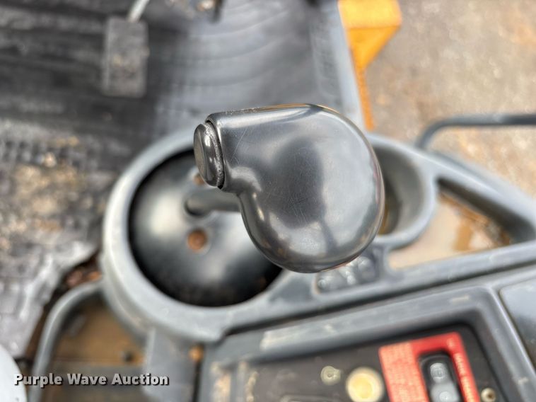 image for item OB9686 2003 John Deere 310SG backhoe