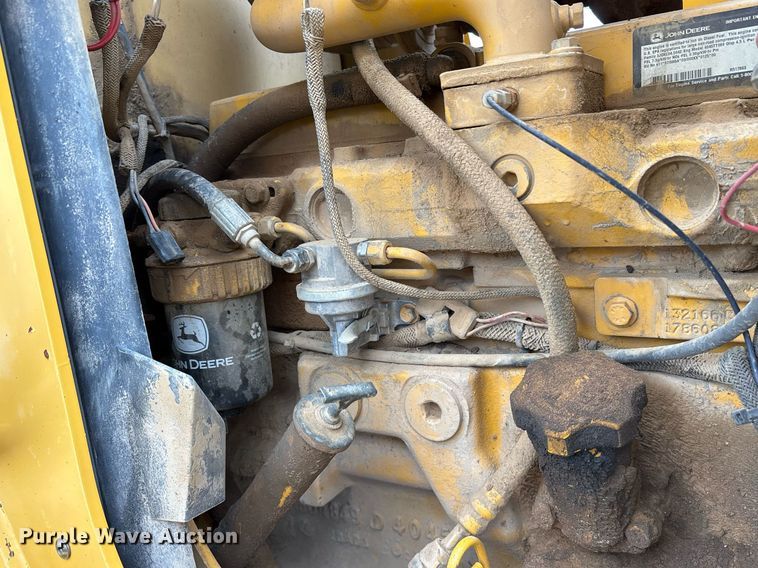 image for item OB9686 2003 John Deere 310SG backhoe