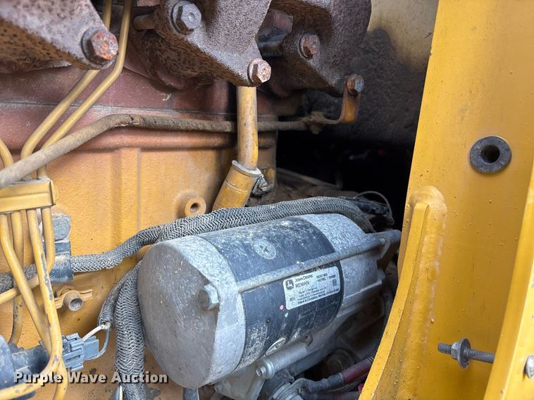 image for item OB9686 2003 John Deere 310SG backhoe