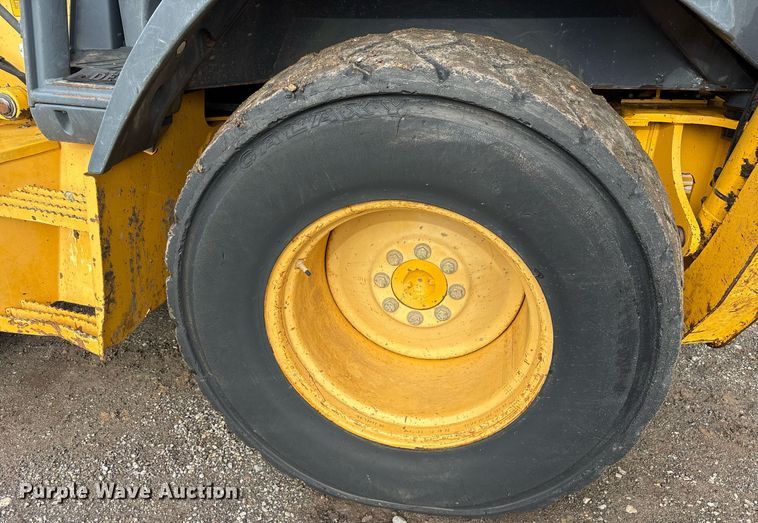 image for item OB9686 2003 John Deere 310SG backhoe