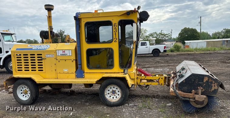 image for item OB9687 2014 Superior Broom SM80J broom