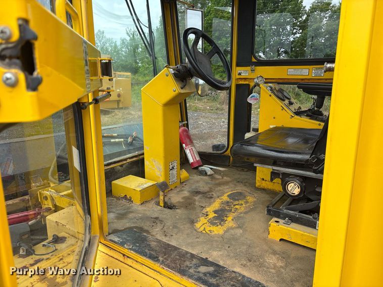 image for item OB9687 2014 Superior Broom SM80J broom