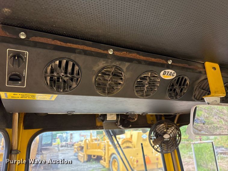 image for item OB9687 2014 Superior Broom SM80J broom