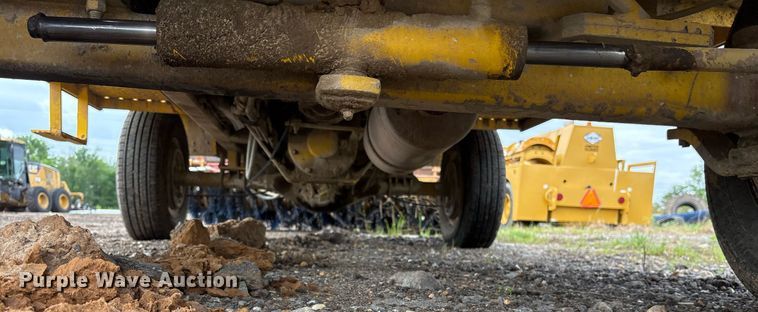 image for item OB9687 2014 Superior Broom SM80J broom