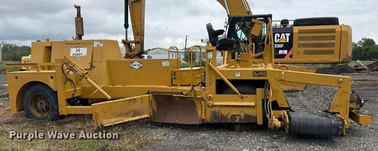 image for item OB9688 1994 Blaw-Knox RW-195D road widener