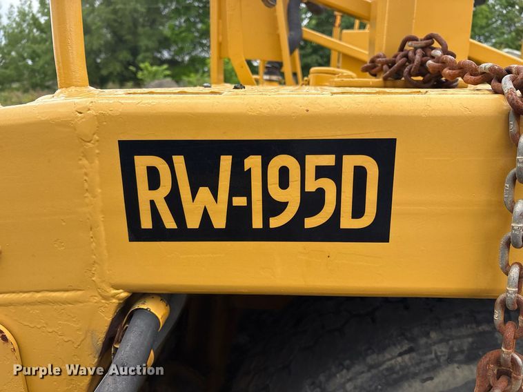 image for item OB9688 1994 Blaw-Knox RW-195D road widener