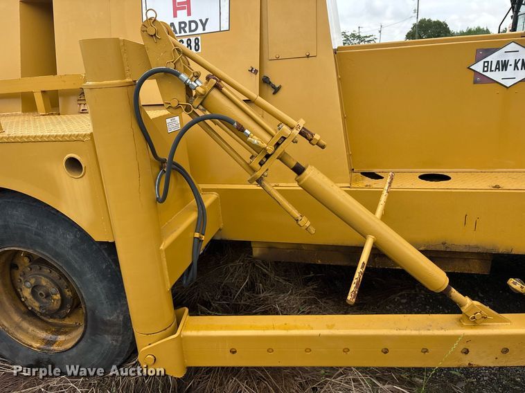 image for item OB9688 1994 Blaw-Knox RW-195D road widener