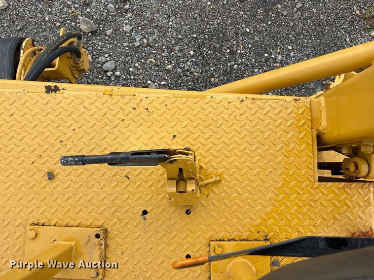 image for item OB9688 1994 Blaw-Knox RW-195D road widener