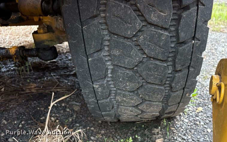 image for item OB9688 1994 Blaw-Knox RW-195D road widener