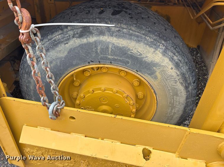 image for item OB9688 1994 Blaw-Knox RW-195D road widener