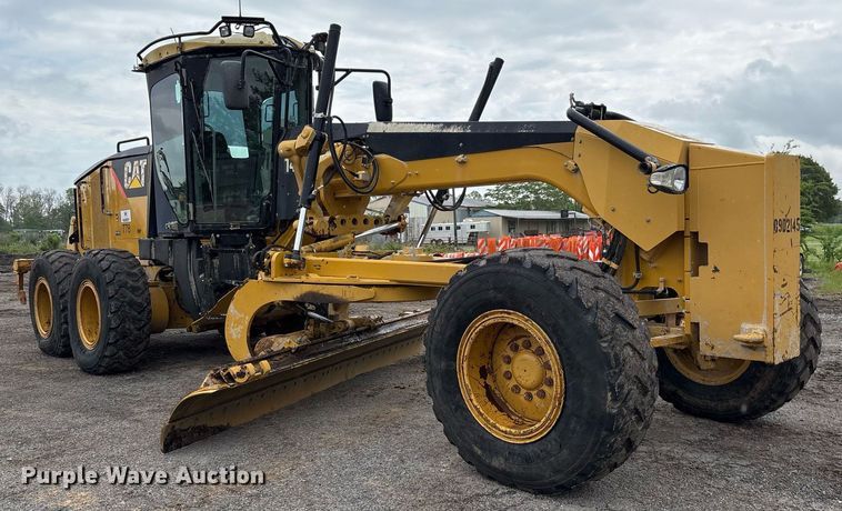 image for item OB9690 2010 Caterpillar 140M motor grader