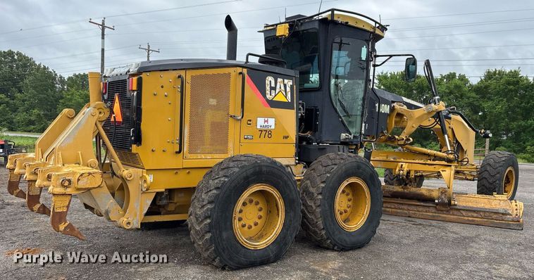 image for item OB9690 2010 Caterpillar 140M motor grader