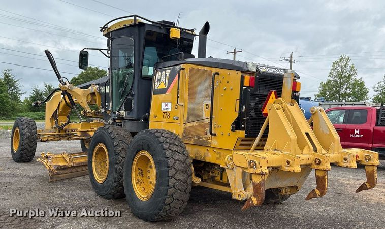 image for item OB9690 2010 Caterpillar 140M motor grader