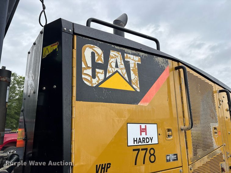 image for item OB9690 2010 Caterpillar 140M motor grader