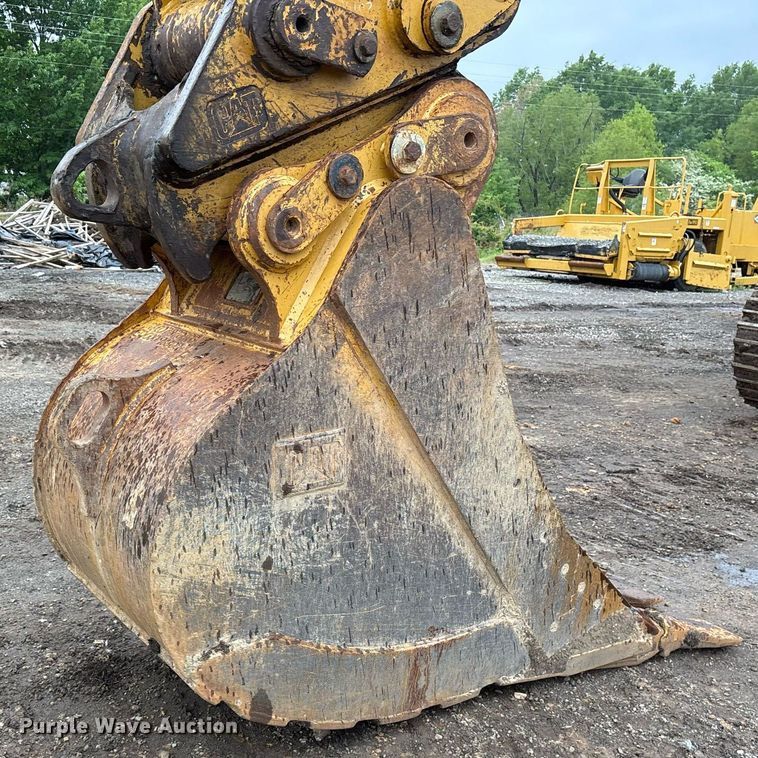 image for item OB9692 2018 Caterpillar 336F excavator