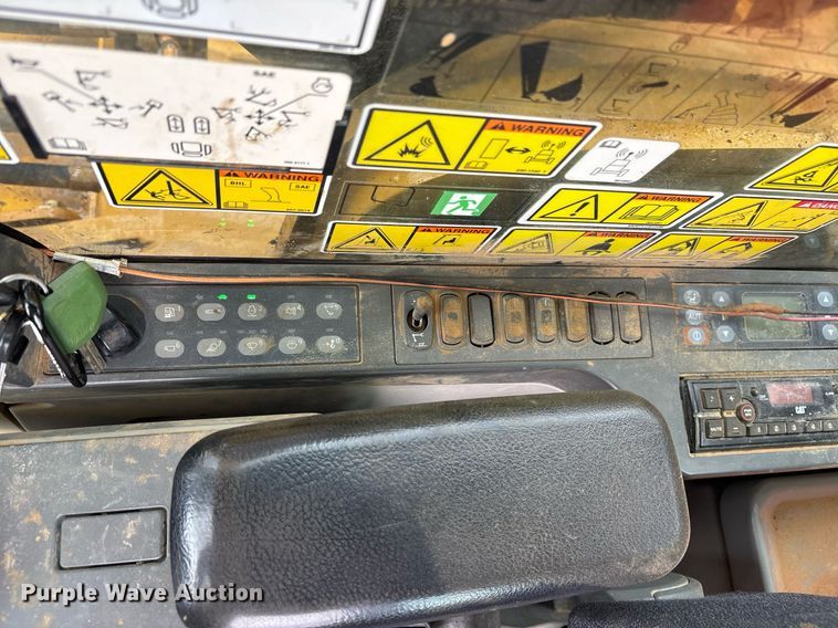 image for item OB9692 2018 Caterpillar 336F excavator