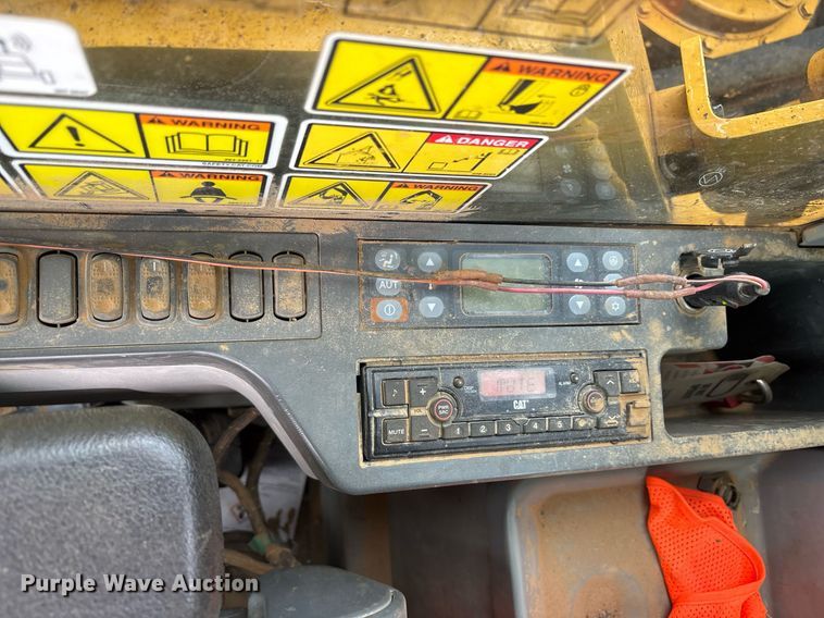 image for item OB9692 2018 Caterpillar 336F excavator