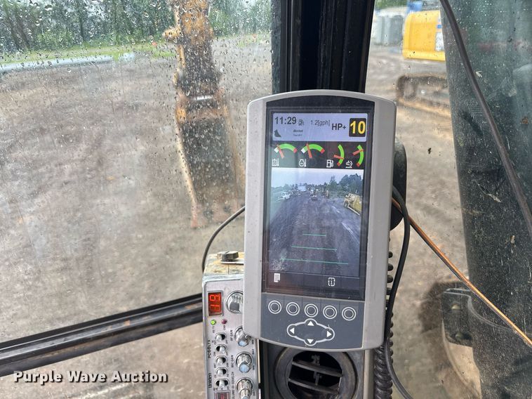 image for item OB9692 2018 Caterpillar 336F excavator