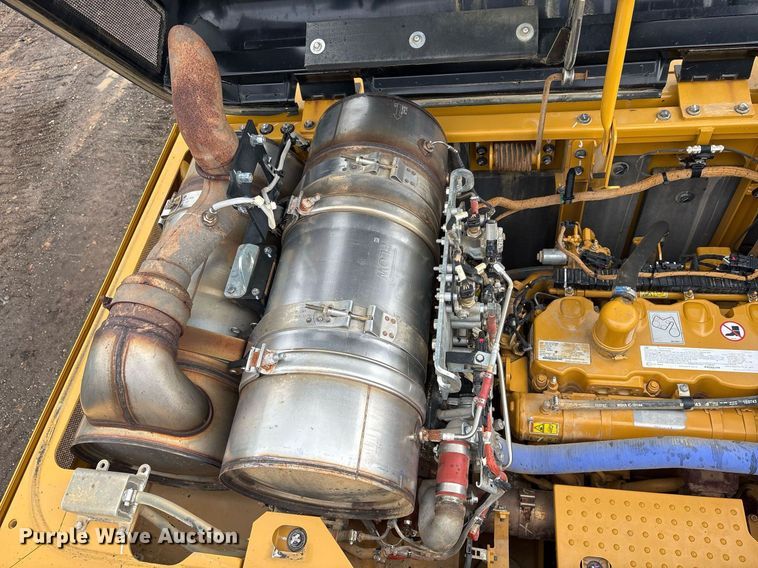 image for item OB9692 2018 Caterpillar 336F excavator