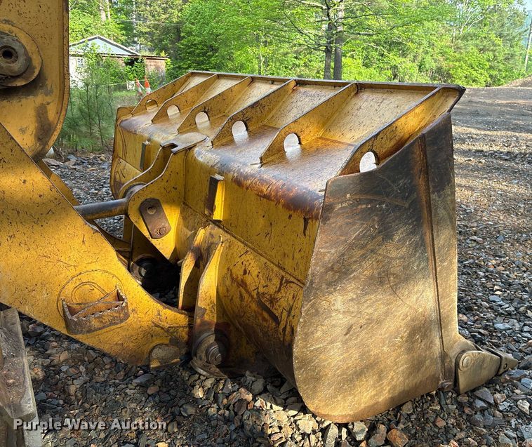 image for item OB9695 2001 Caterpillar 963C track loader