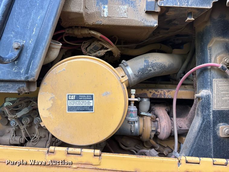 image for item OB9695 2001 Caterpillar 963C track loader