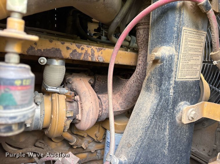 image for item OB9695 2001 Caterpillar 963C track loader