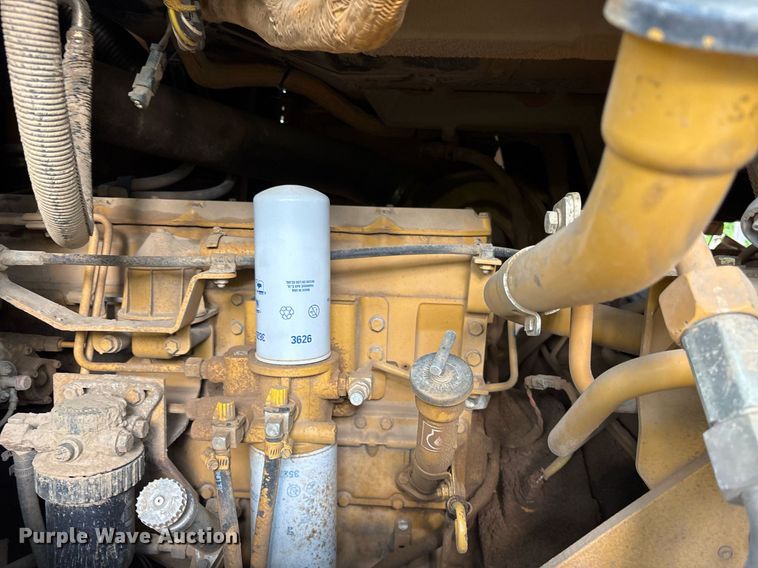 image for item OB9695 2001 Caterpillar 963C track loader