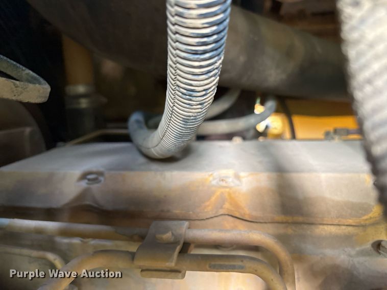 image for item OB9695 2001 Caterpillar 963C track loader