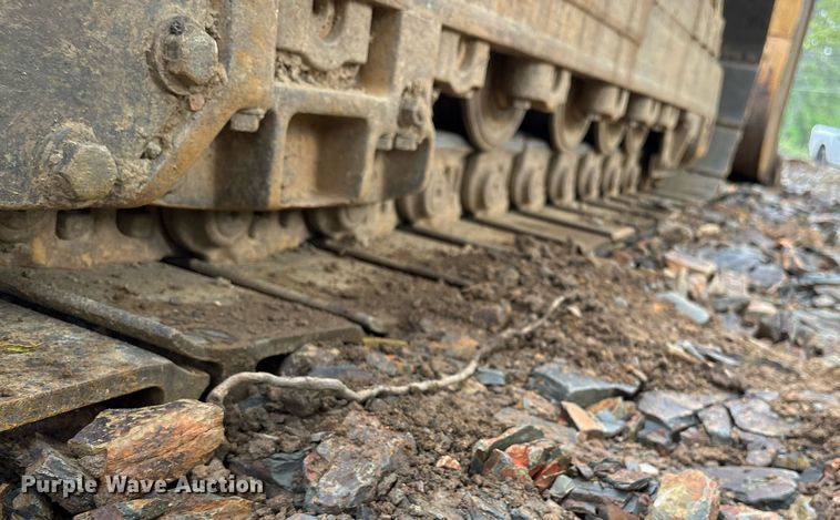 image for item OB9695 2001 Caterpillar 963C track loader