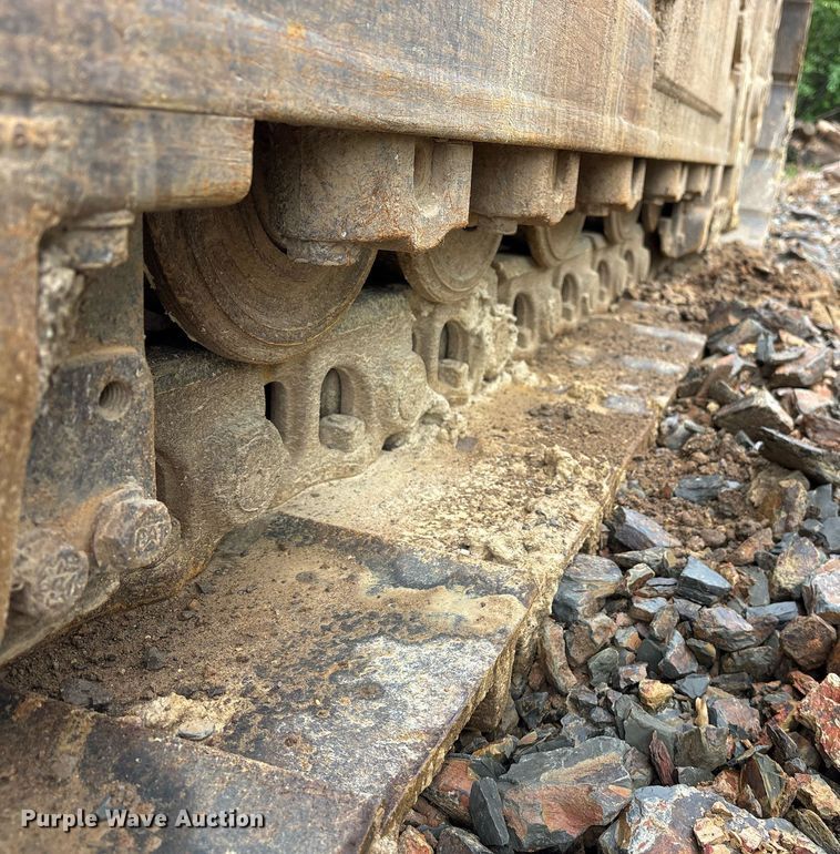 image for item OB9695 2001 Caterpillar 963C track loader