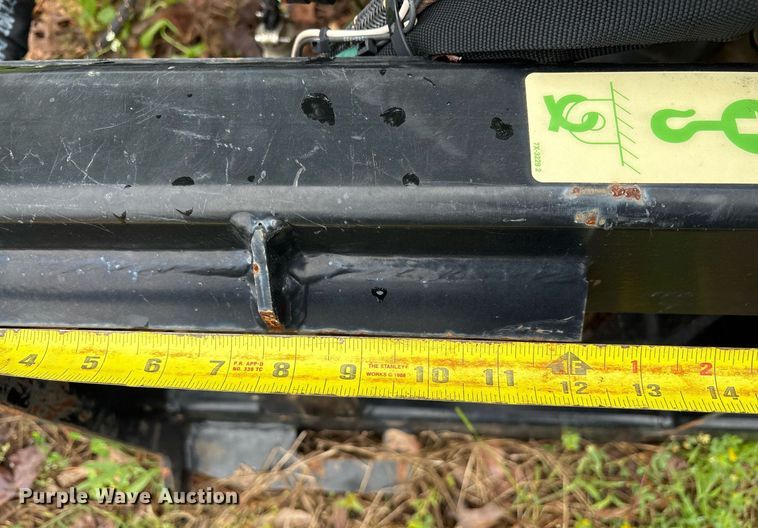 image for item OB9696 2022 Caterpillar Build 01A skid steer dozer blade