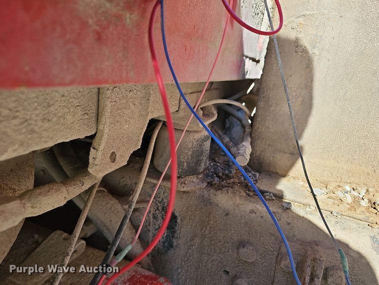 image for item OJ9145 1986 Ford LT9000 dump truck